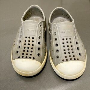 Grey natives toddler size 7